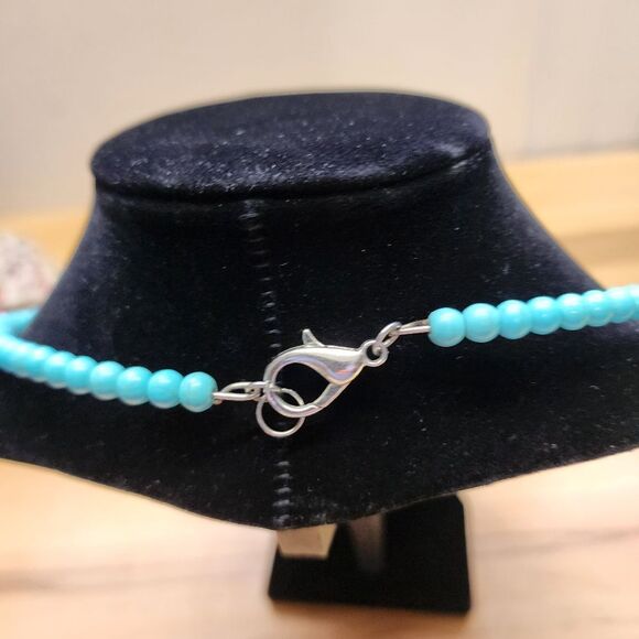 Blue Beaded Necklace Chunky Flower Statement 17" - Picture 3 of 3